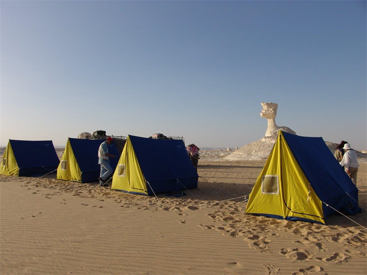 r砂漠のテント