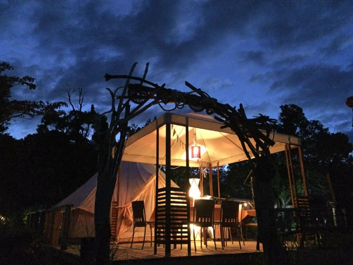 高知県四万十市 海外旅行気分が味わえるキャンプ場 山みず木 をご紹介 キャンプ情報メディア Lantern ランタン