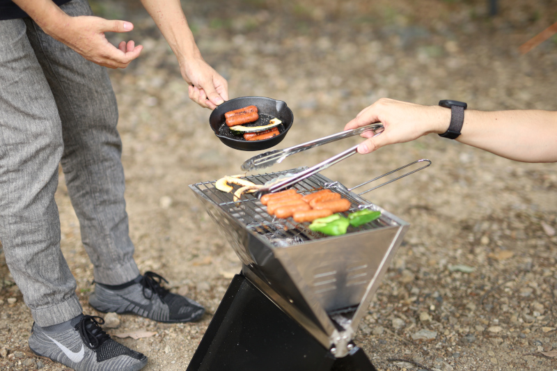 クイックキャンプのノート型BBQグリル（QC-NBG）