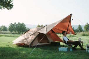 スノーピークの新作テントは少人数向け2製品！“無駄なし”コンパクトな2ルームと一部“ロープなし”で簡単設営なドーム